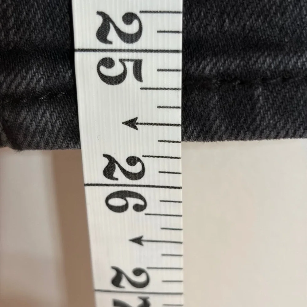 Levis 501 Original Cropped Jeans Faded Black High Rise Button Fly 72693-0134 W32
